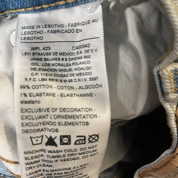 Signature Levi Strauss jeans shorts - Picture 10 of 11